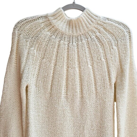 Abercrombie & Fitch Women's XS Cream Chunky Knit Mock Neck Sweater - Picture 8 of 10